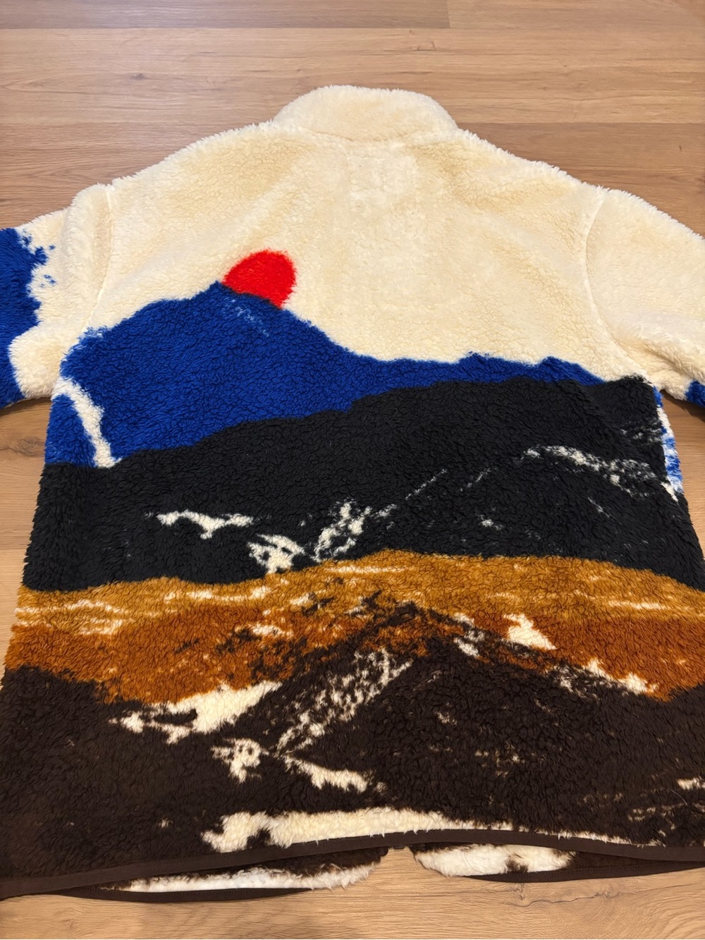 Mountain Sunset Sherpa Cozy Cream Landscape by Original Use EUC Size Large - Picture 4 of 10
